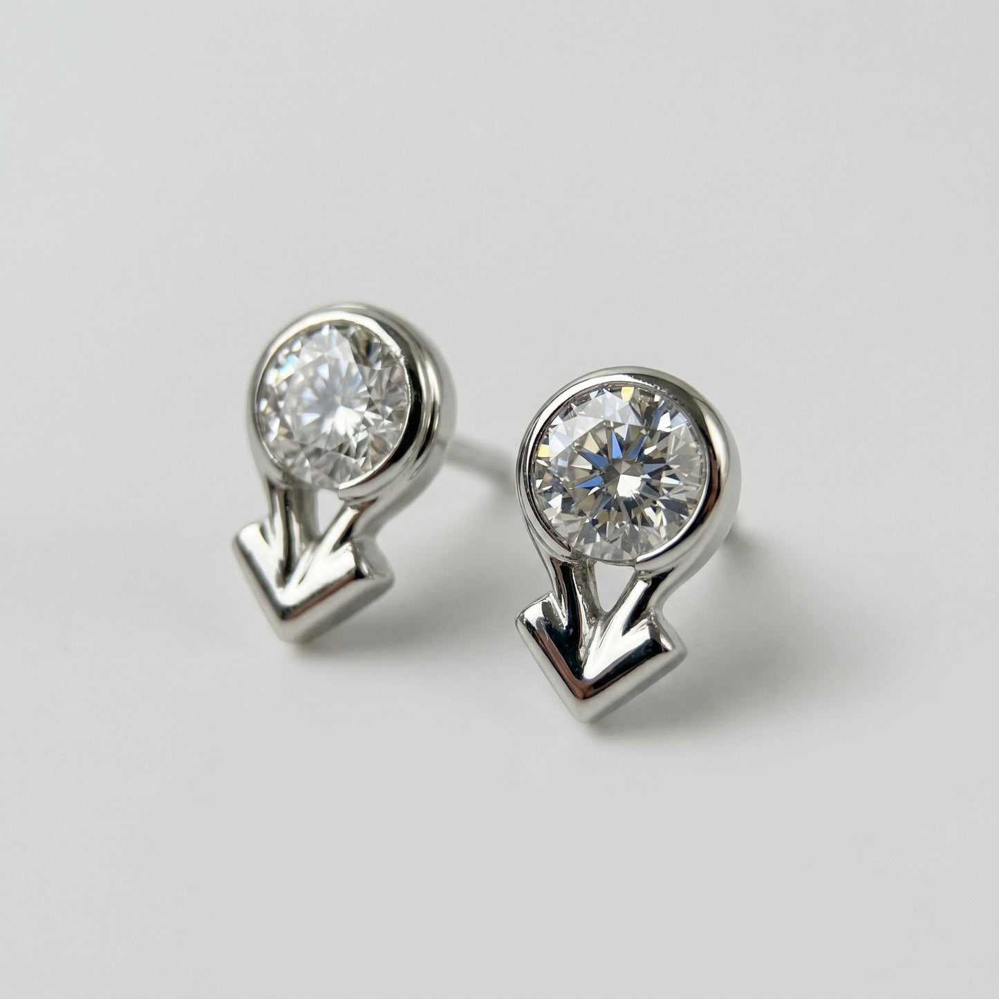AGO Momentum Earrings – 14K White Gold Lab Diamond